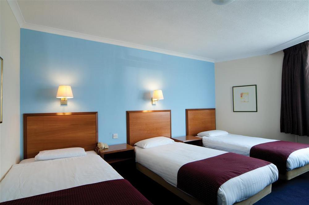 אפינג The Bell Hotel חדר תמונה