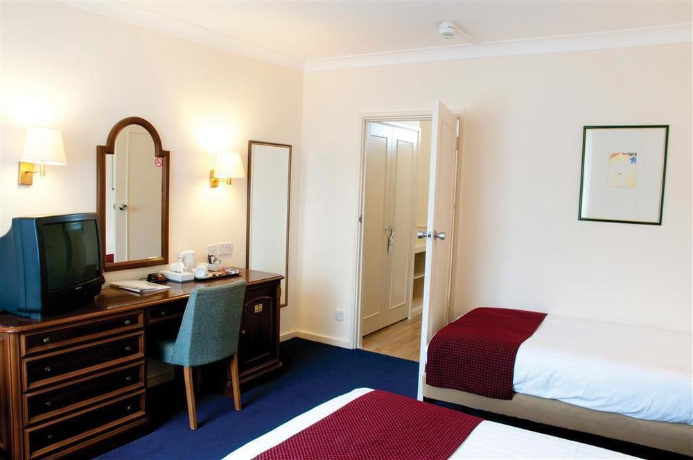 אפינג The Bell Hotel חדר תמונה