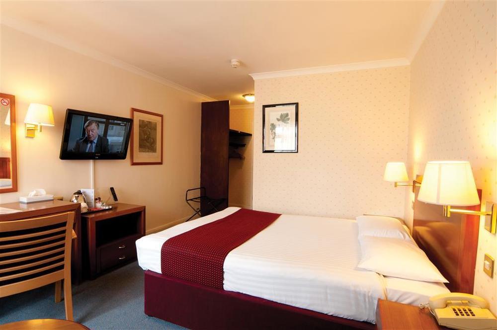 אפינג The Bell Hotel חדר תמונה