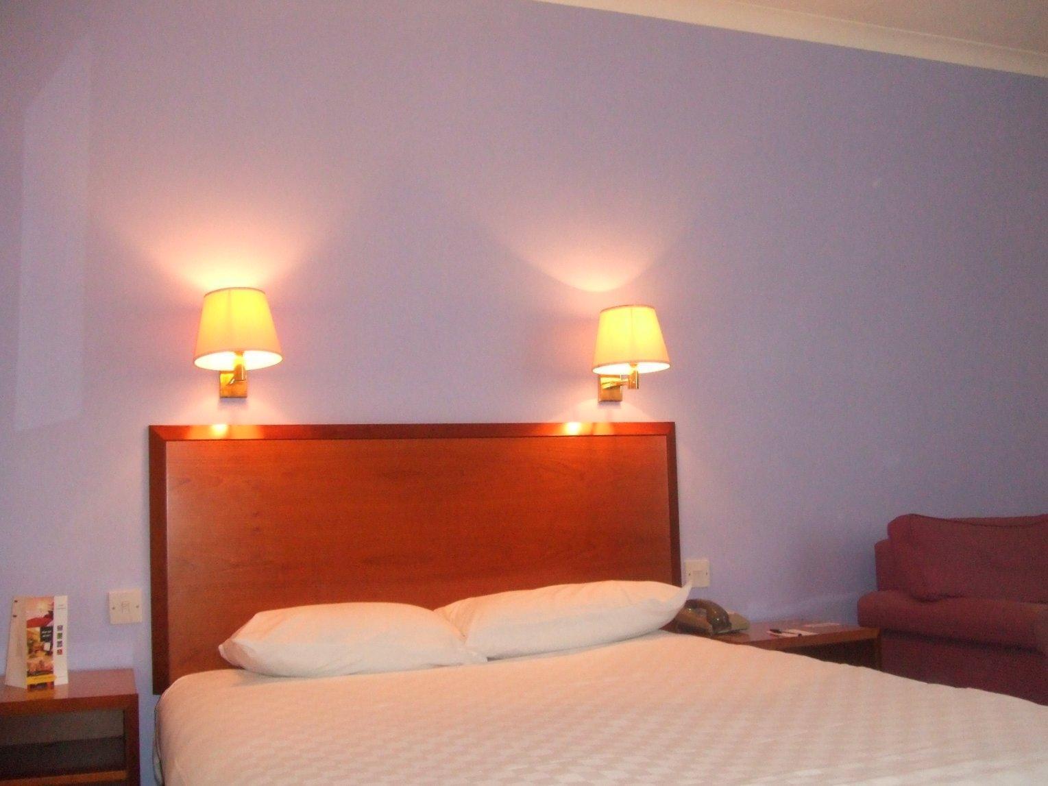 אפינג The Bell Hotel מראה חיצוני תמונה