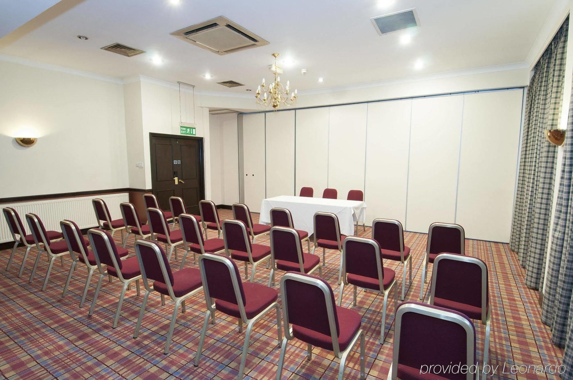 אפינג The Bell Hotel מראה חיצוני תמונה